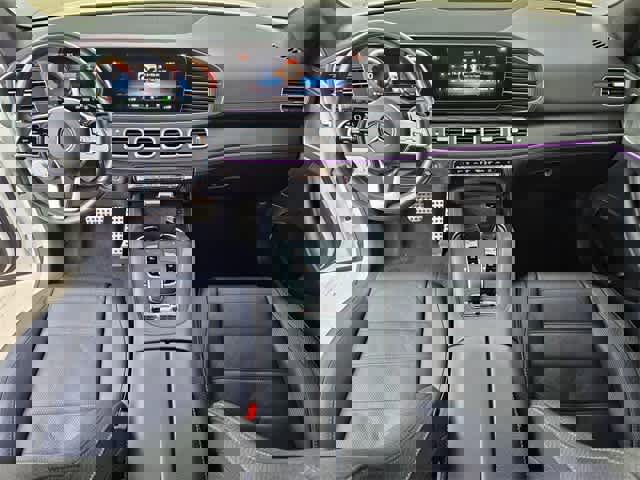 Used 2023 Mercedes-Benz GLS 580 4MATIC image 16