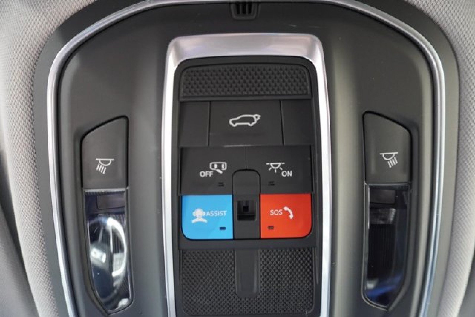 Used 2022 Jeep Grand Cherokee L Laredo w/ Luxury Tech Group I AWD/4WD image 29