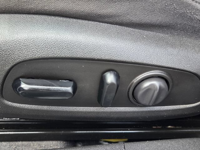 Used 2019 Chevrolet Malibu LT FWD image 19