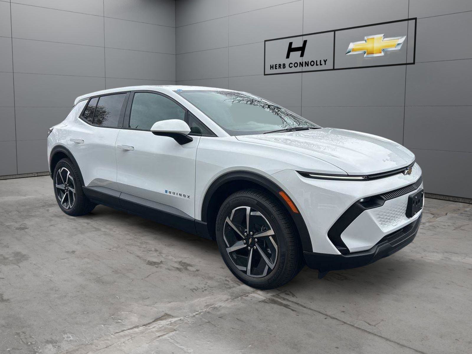 New 2026 Chevrolet Equinox EV LT FWD image 5