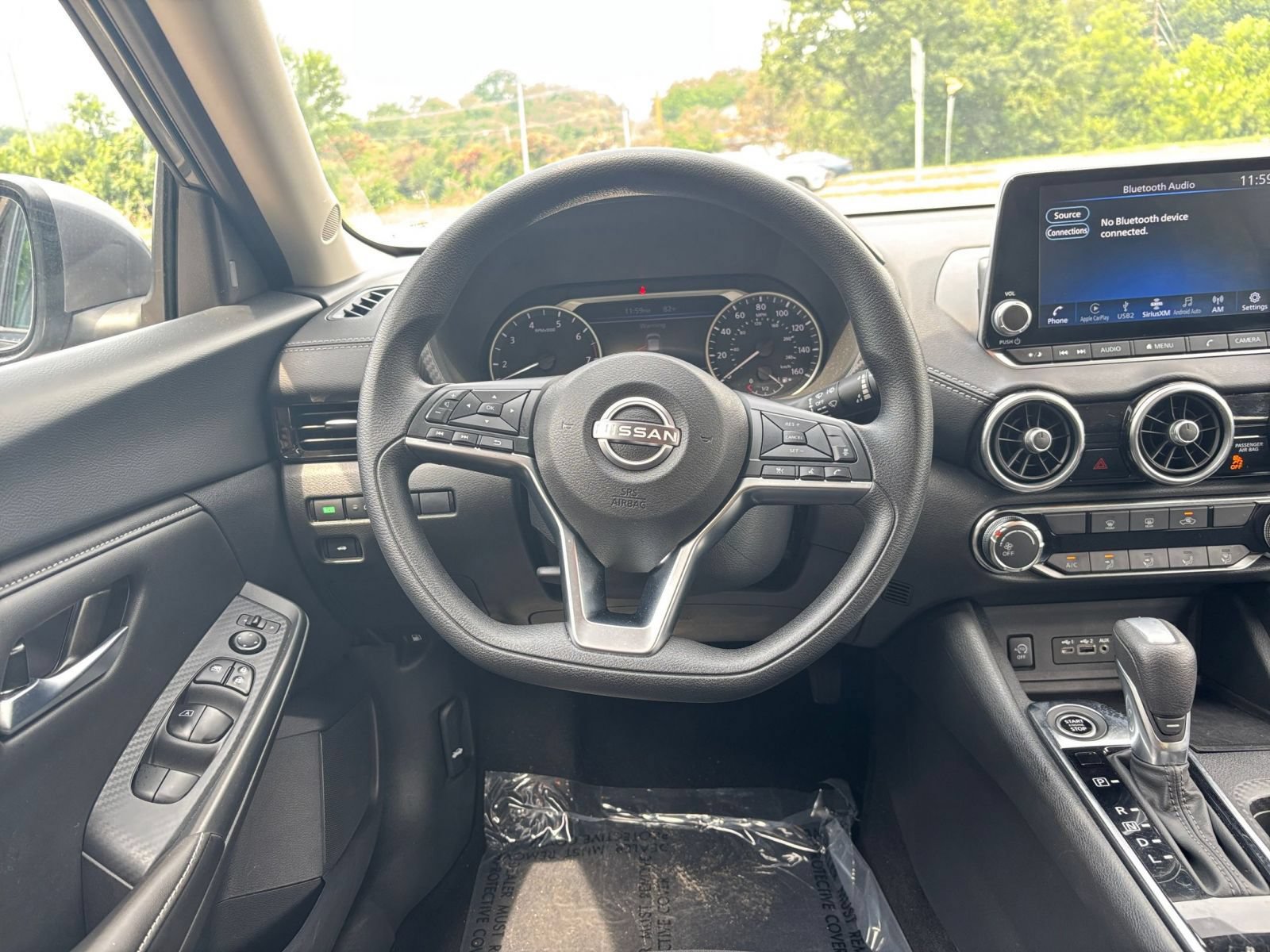 Used 2025 Nissan Sentra SV FWD image 31