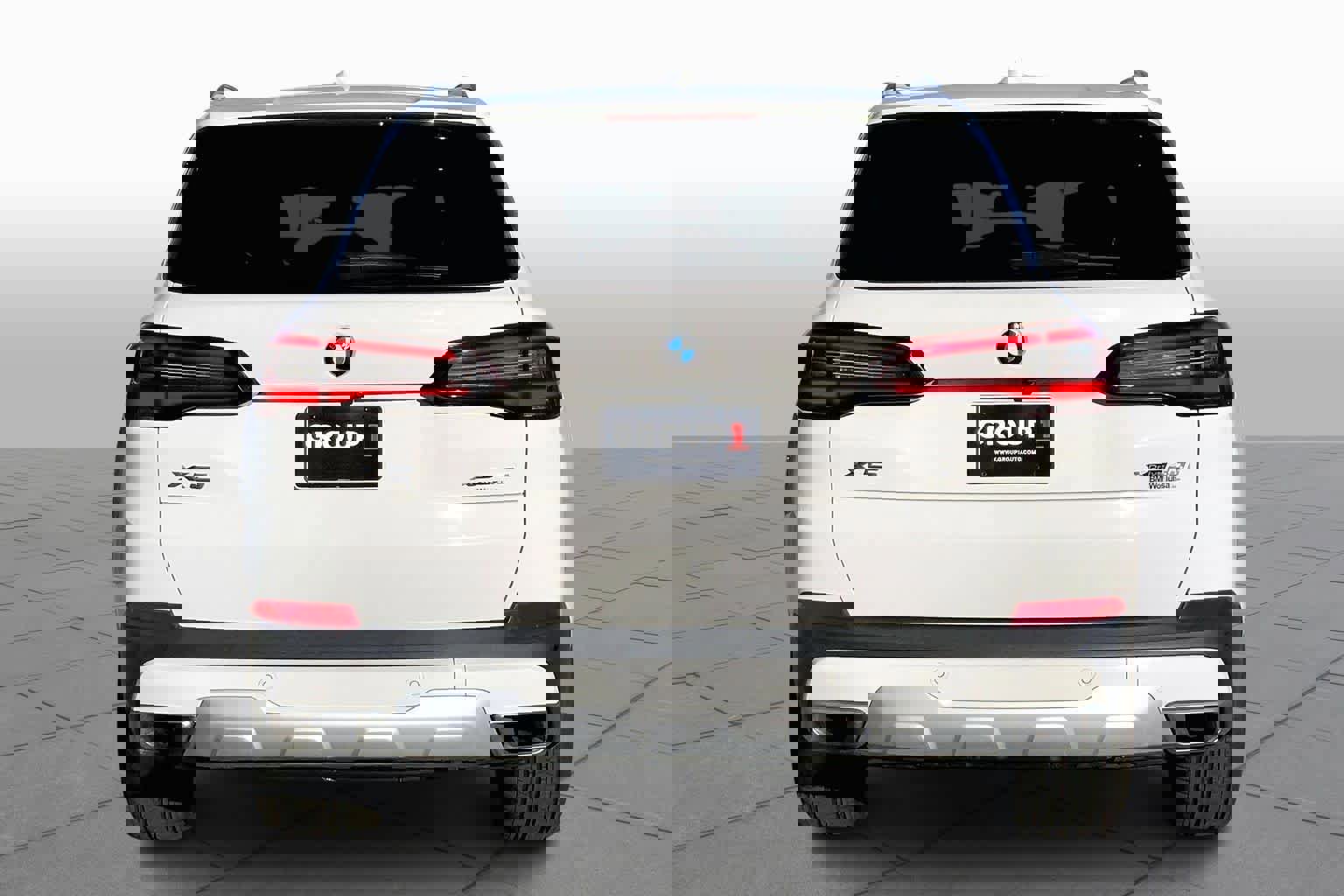 Used 2023 BMW X5 xDrive40i image 4