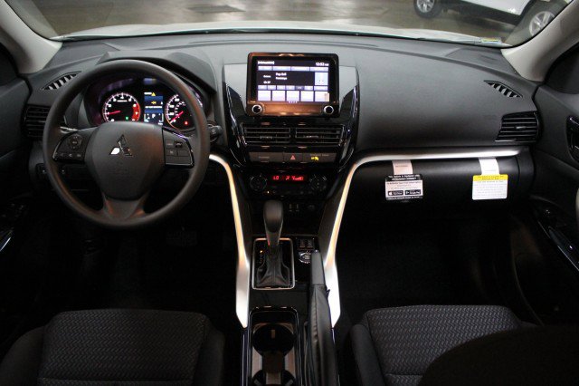 New 2026 Mitsubishi Eclipse Cross LE AWD/4WD image 20