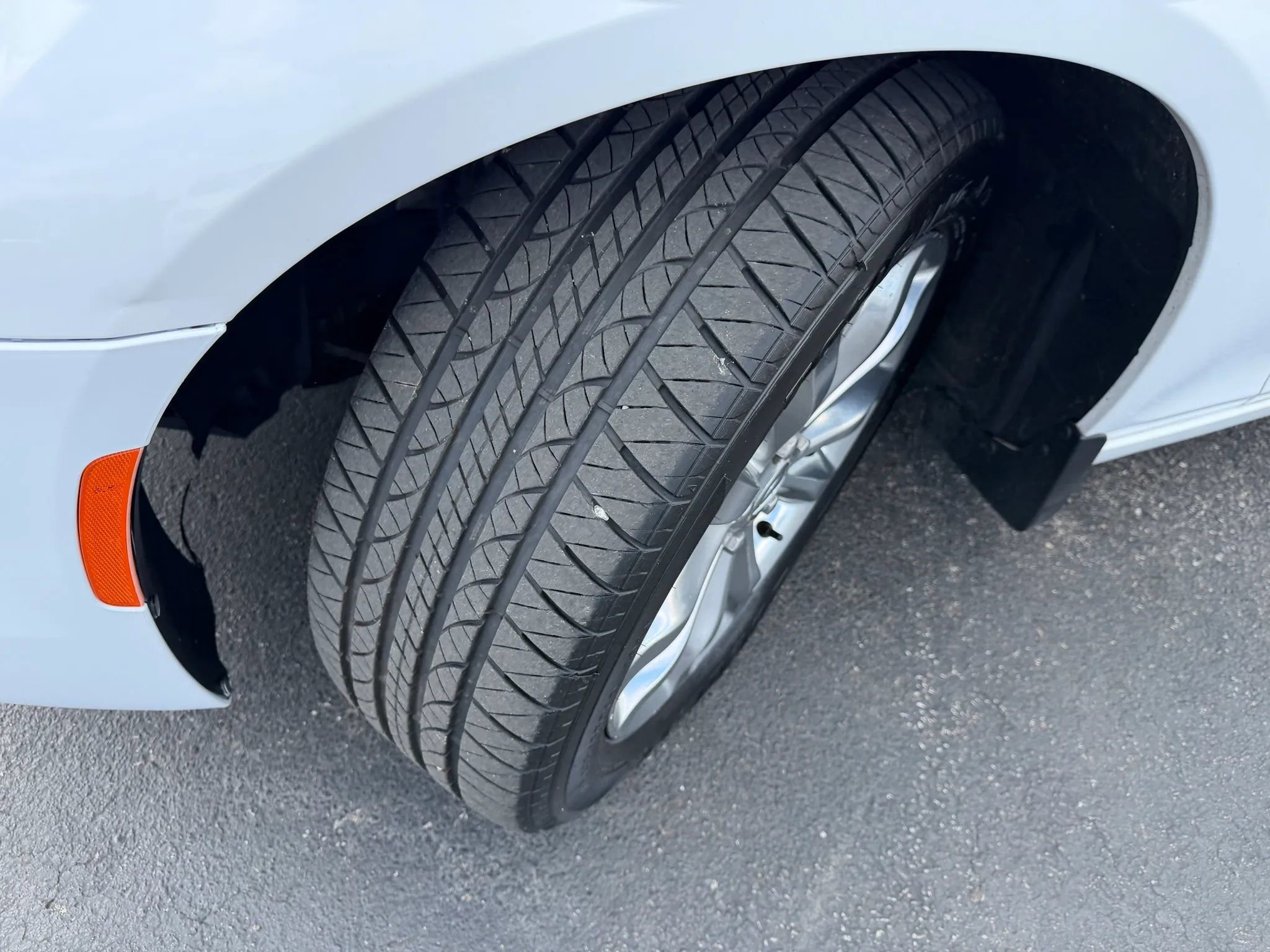 Used 2015 Chrysler 300 C w/ Light Group AWD/4WD image 48