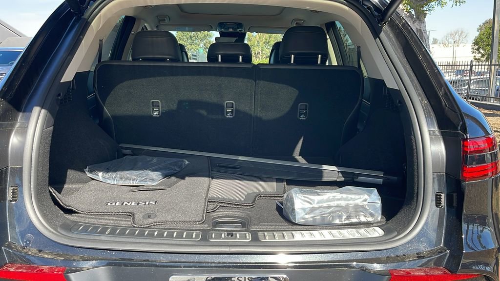 New 2025 Genesis GV70 2.5T w/ Select Package image 32