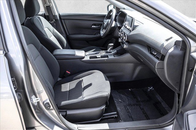 Used 2024 Nissan Sentra SV FWD image 24