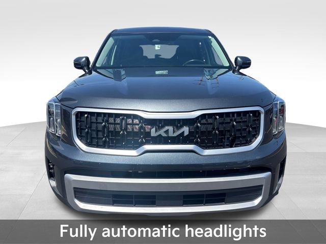 Used 2023 Kia Telluride LX FWD image 11