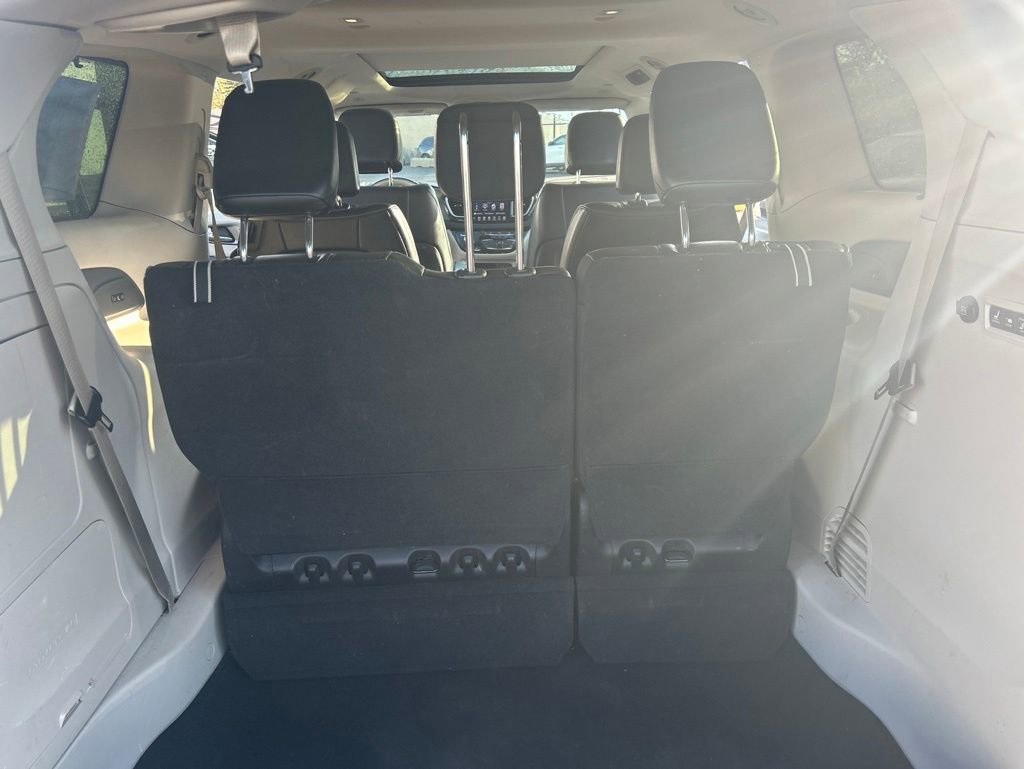 Used 2019 Chrysler Pacifica Limited FWD image 10