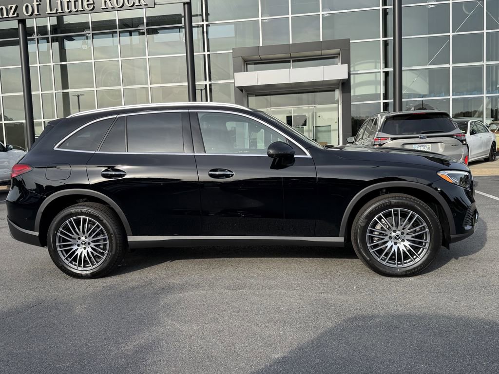 New 2026 Mercedes-Benz GLC 300 4MATIC image 2