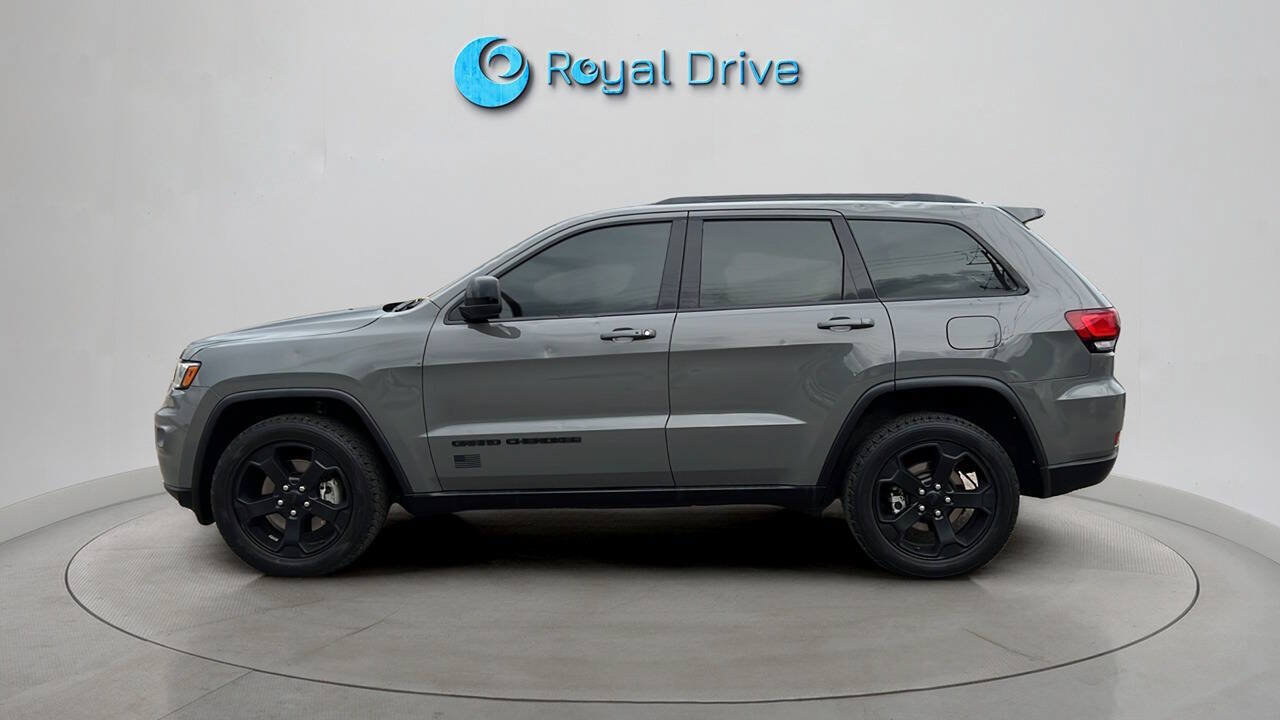 Used 2021 Jeep Grand Cherokee Freedom Edition AWD/4WD image 2