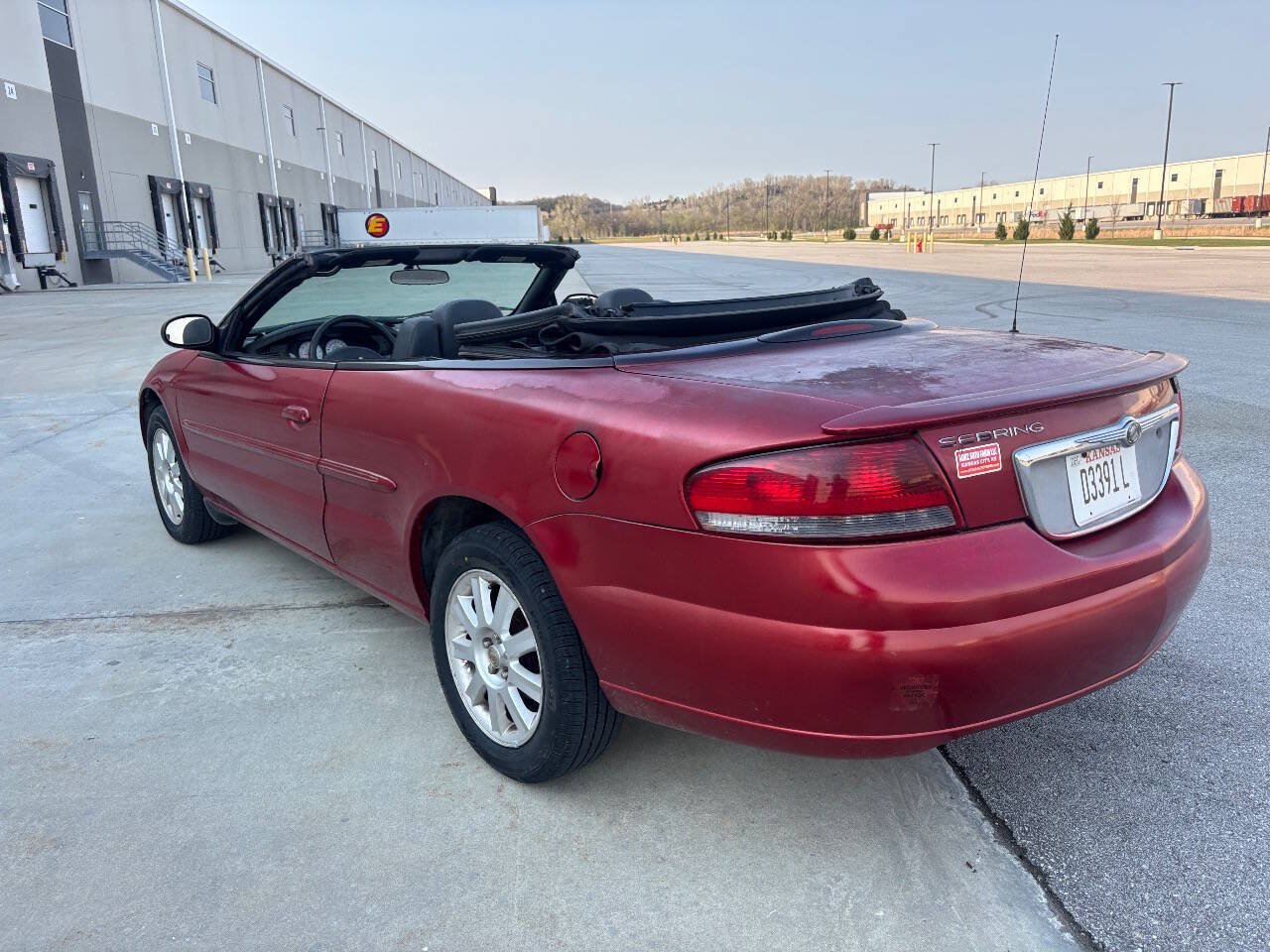Used 2004 Chrysler Sebring GTC FWD image 9