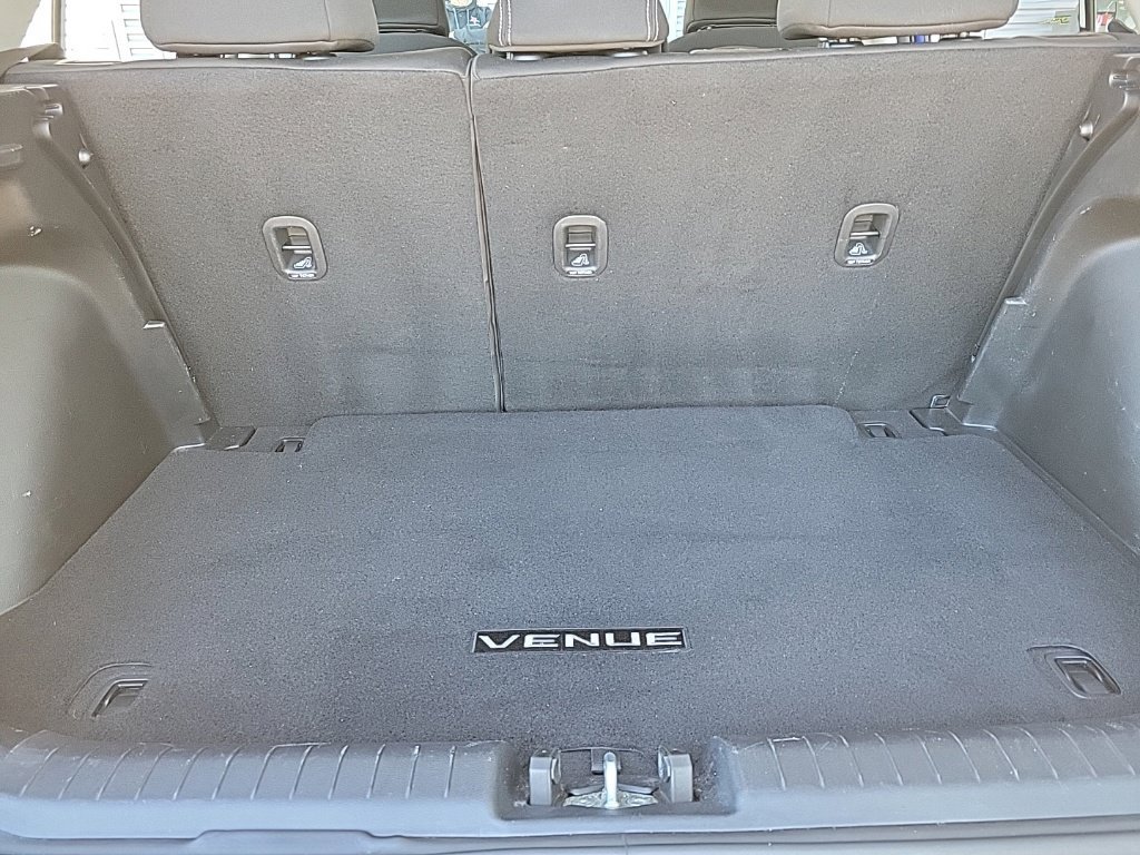 Used 2022 Hyundai Venue SEL w/ Cargo Package FWD image 24