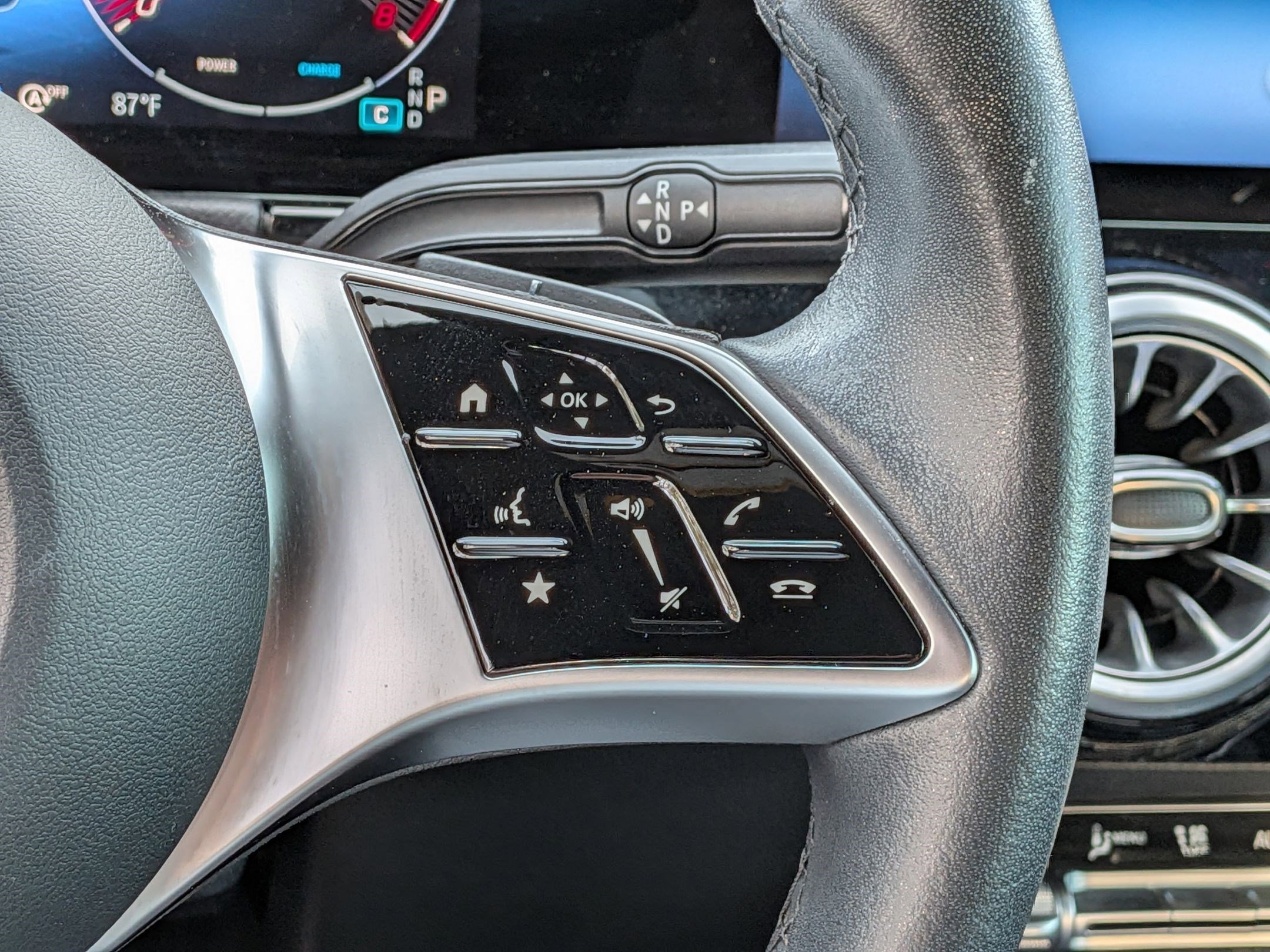 Certified 2024 Mercedes-Benz GLA 250 image 21