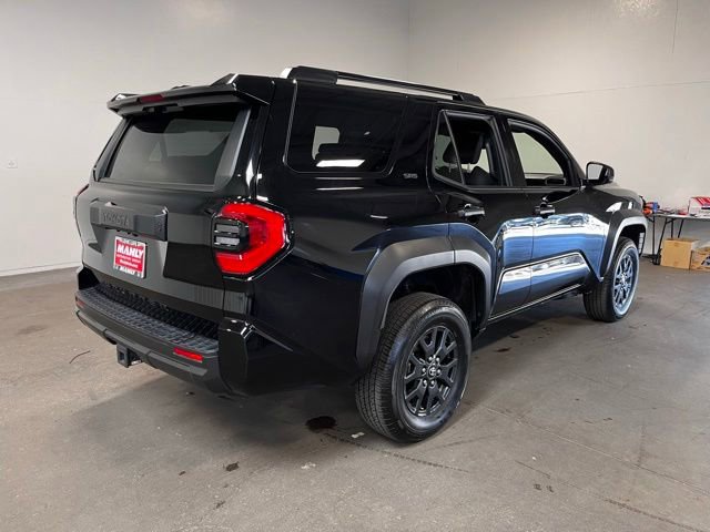 Used 2025 Toyota 4Runner SR5 AWD/4WD image 3
