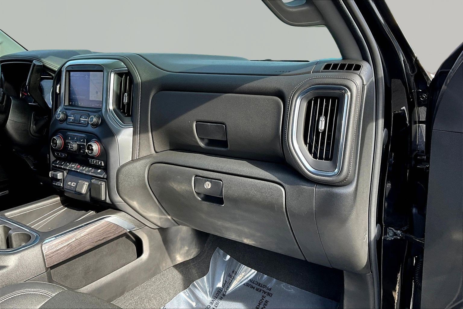 Used 2020 Chevrolet Silverado 2500 LTZ w/ LTZ Premium Package image 27