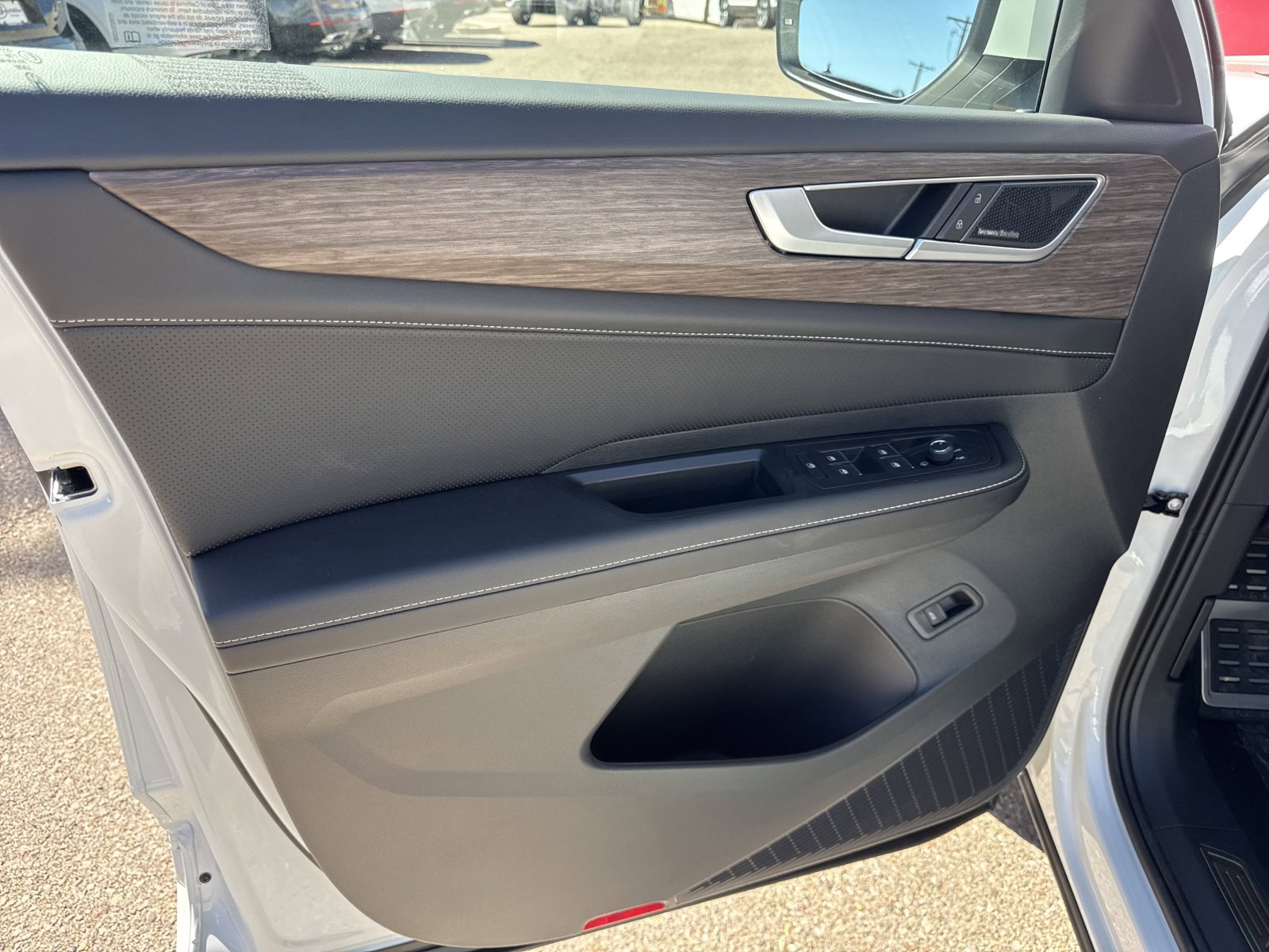 New 2026 Volkswagen Atlas SEL Premium R-Line image 13
