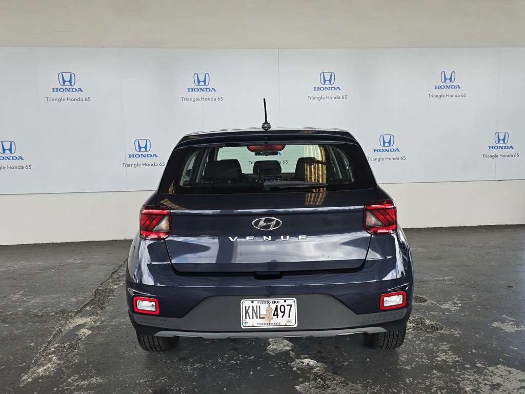 Used 2024 Hyundai Venue SE image 5