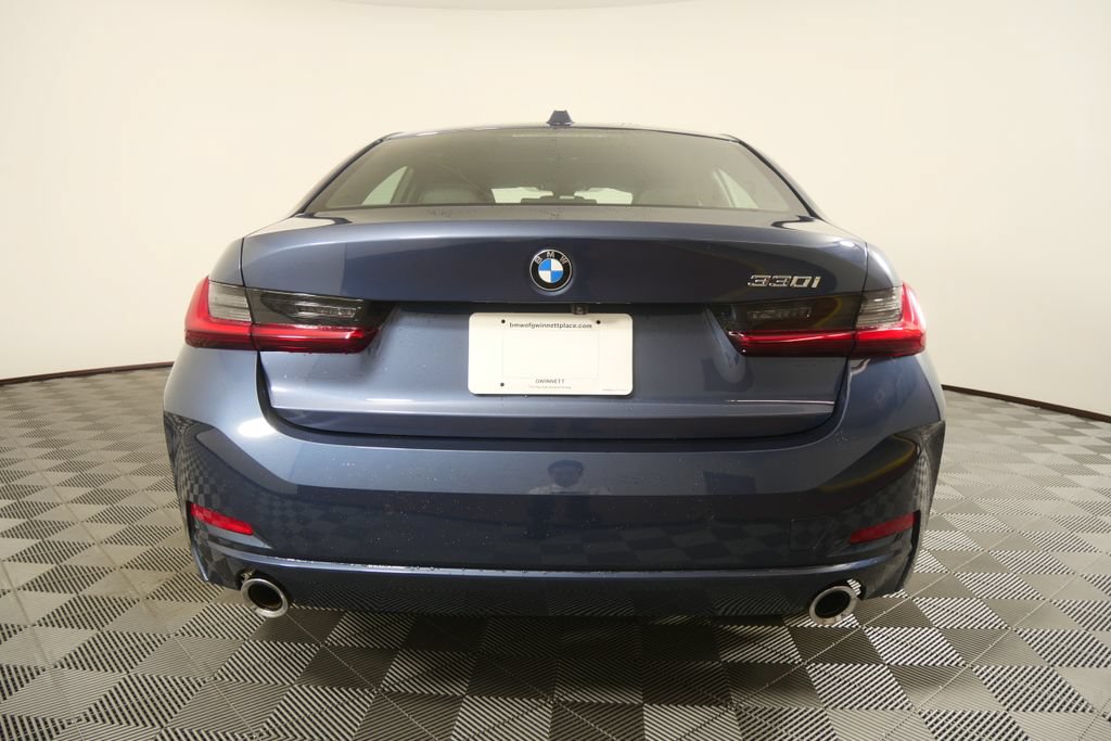Certified 2026 BMW 330i Sedan RWD image 5