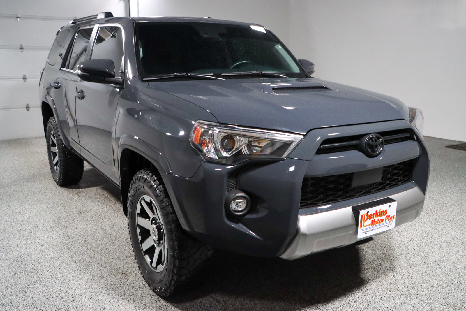 Used 2024 Toyota 4Runner TRD Off-Road Premium w/ Moonroof Package AWD/4WD image 5