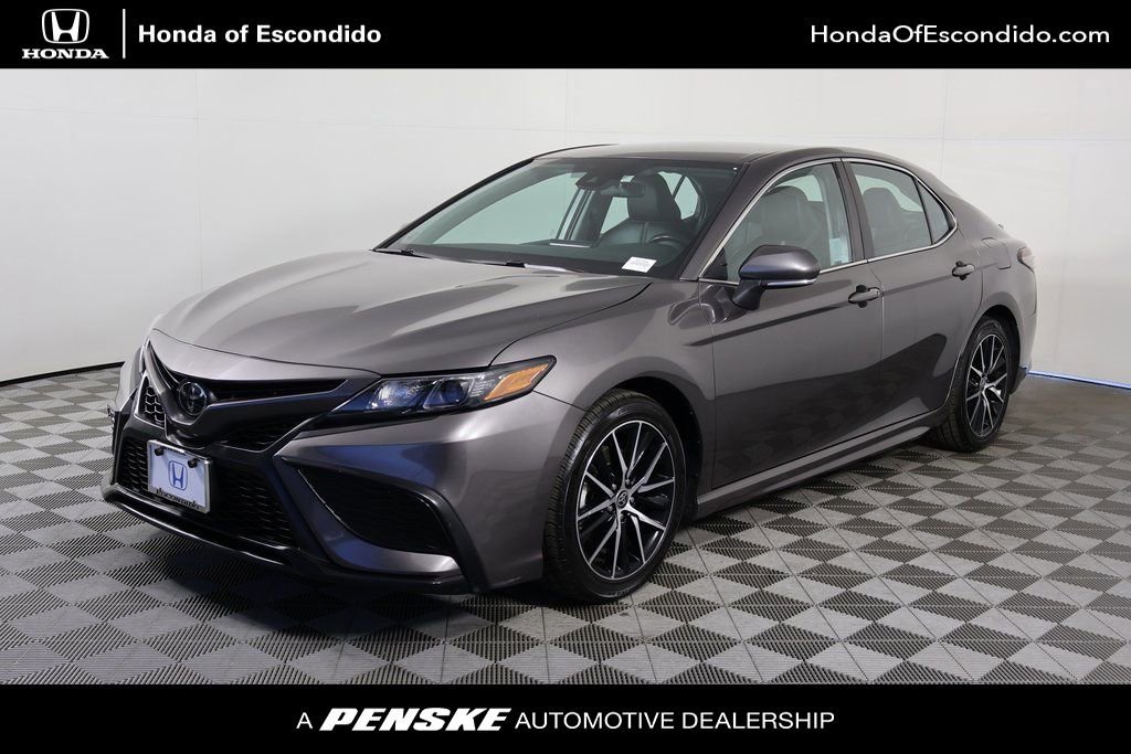 Used 2023 Toyota Camry SE