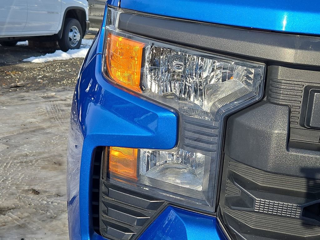Used 2022 Chevrolet Silverado 1500 Custom image 15