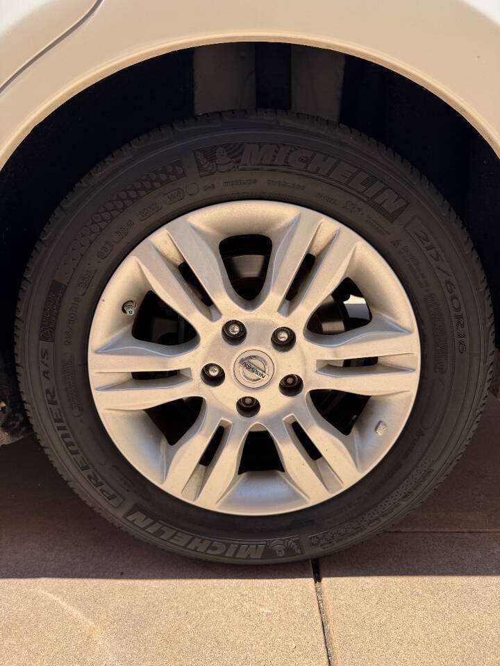 Used 2011 Nissan Altima 2.5 S w/ Convenience Pkg FWD image 29