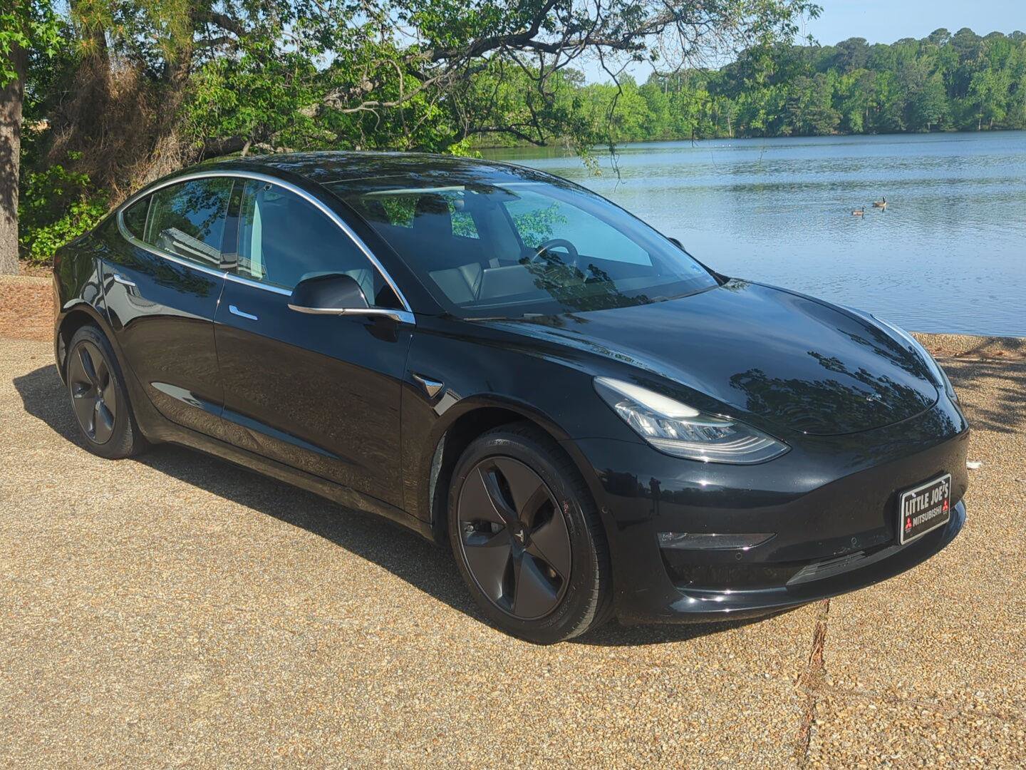 Used 2018 Tesla Model 3 Performance image 1