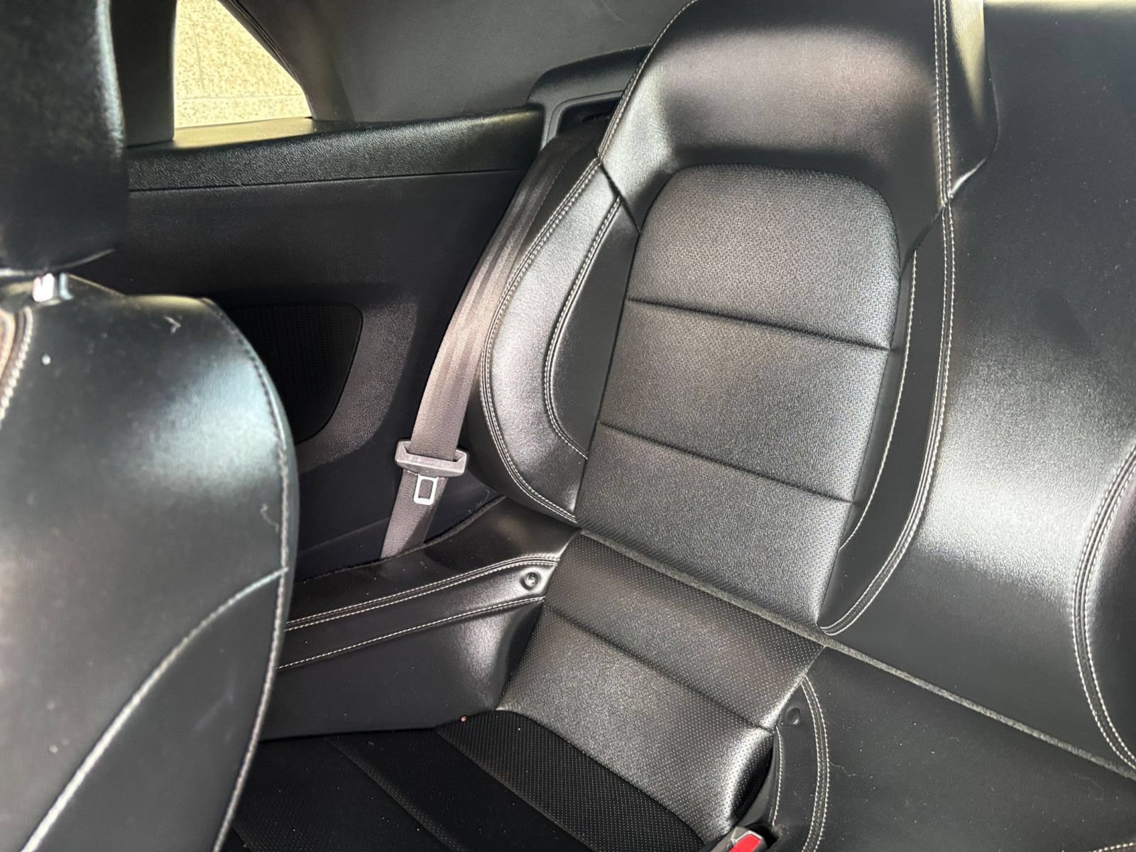 Used 2022 Ford Mustang GT Premium w/ GT Performance Package RWD image 39