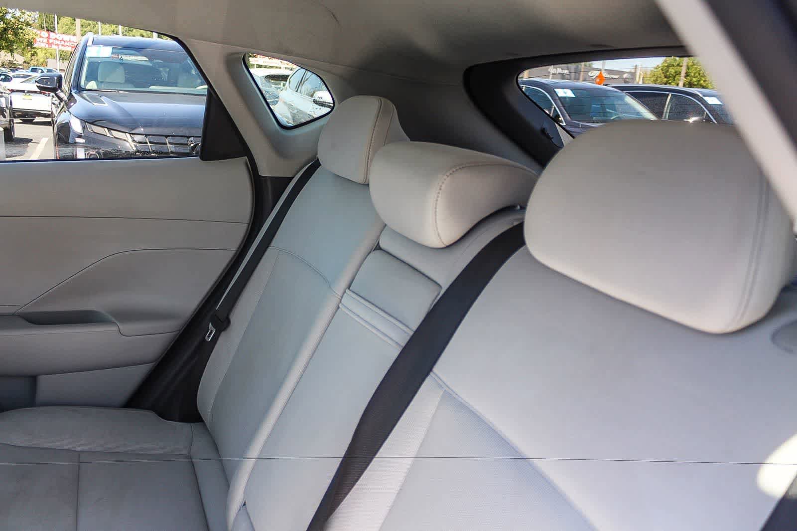Certified 2024 Hyundai Kona SEL AWD/4WD image 23
