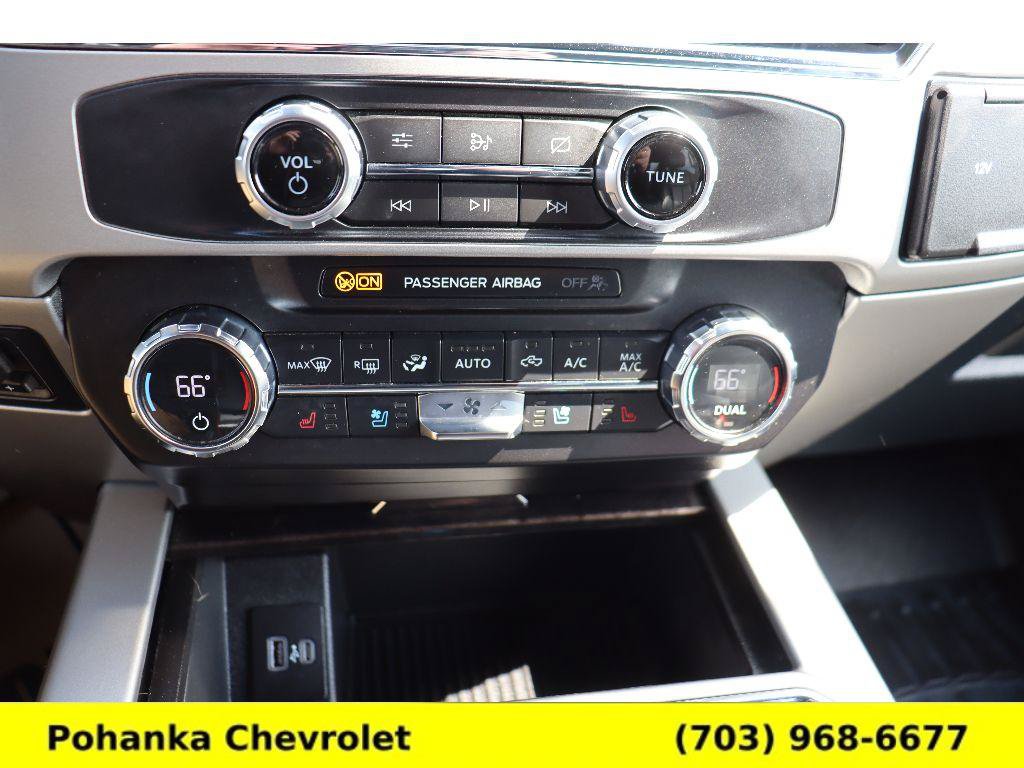 Used 2022 Ford F250 Lariat w/ Black Appearance Package AWD/4WD image 15