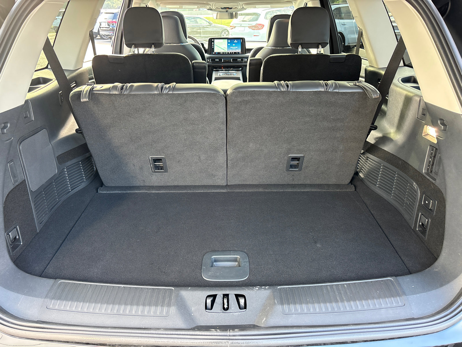 New 2025 Lincoln Aviator Reserve w/ Equipment Group 201A image 9