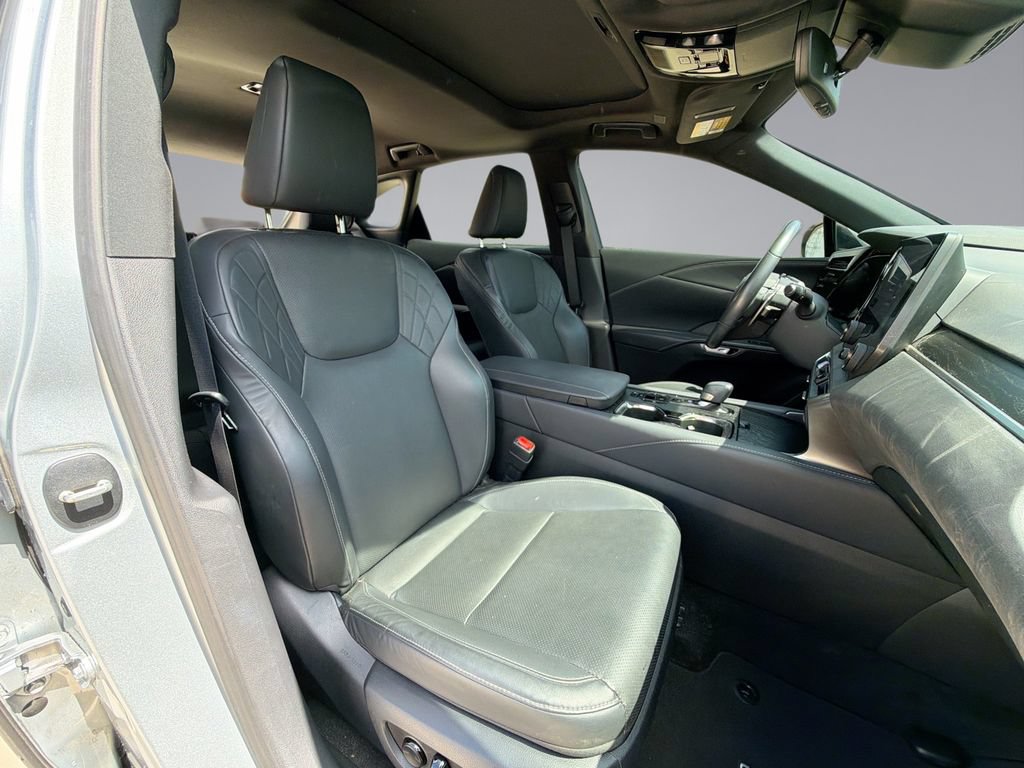 Certified 2023 Lexus RX 350h w/ Cold Area Package AWD/4WD image 16