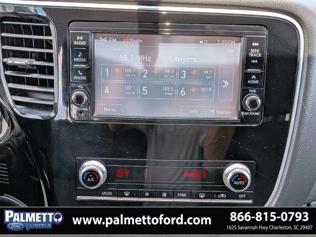 Used 2020 Mitsubishi Outlander ES AWD/4WD image 17