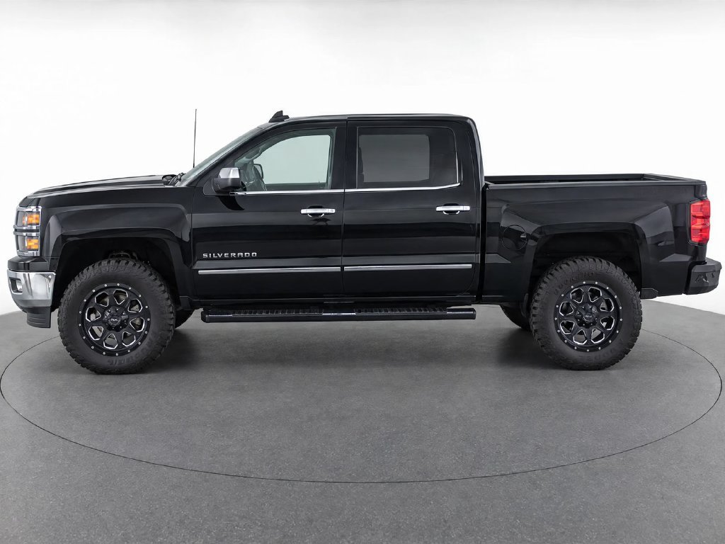 Used 2015 Chevrolet Silverado 1500 LTZ Z71 w/ LTZ Plus Package AWD/4WD image 6