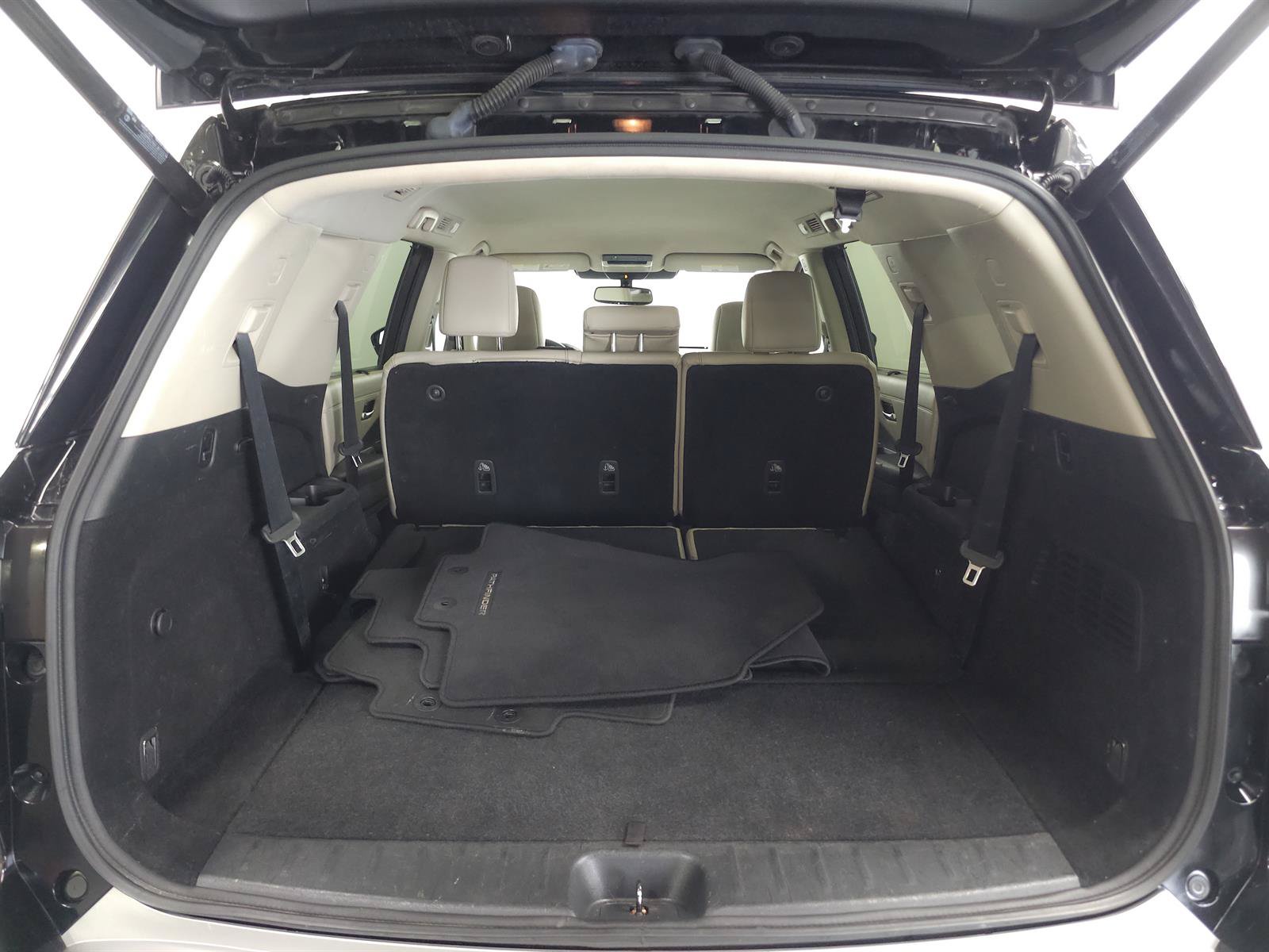 Used 2022 Nissan Pathfinder SL AWD/4WD image 11