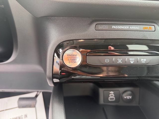 New 2026 Ford Escape SE w/ Class II Trailer Tow Package FWD image 19