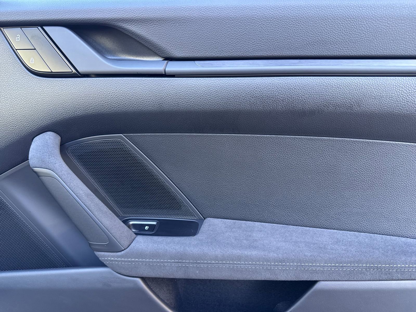 Certified 2022 Porsche 911 Carrera 4 GTS image 18