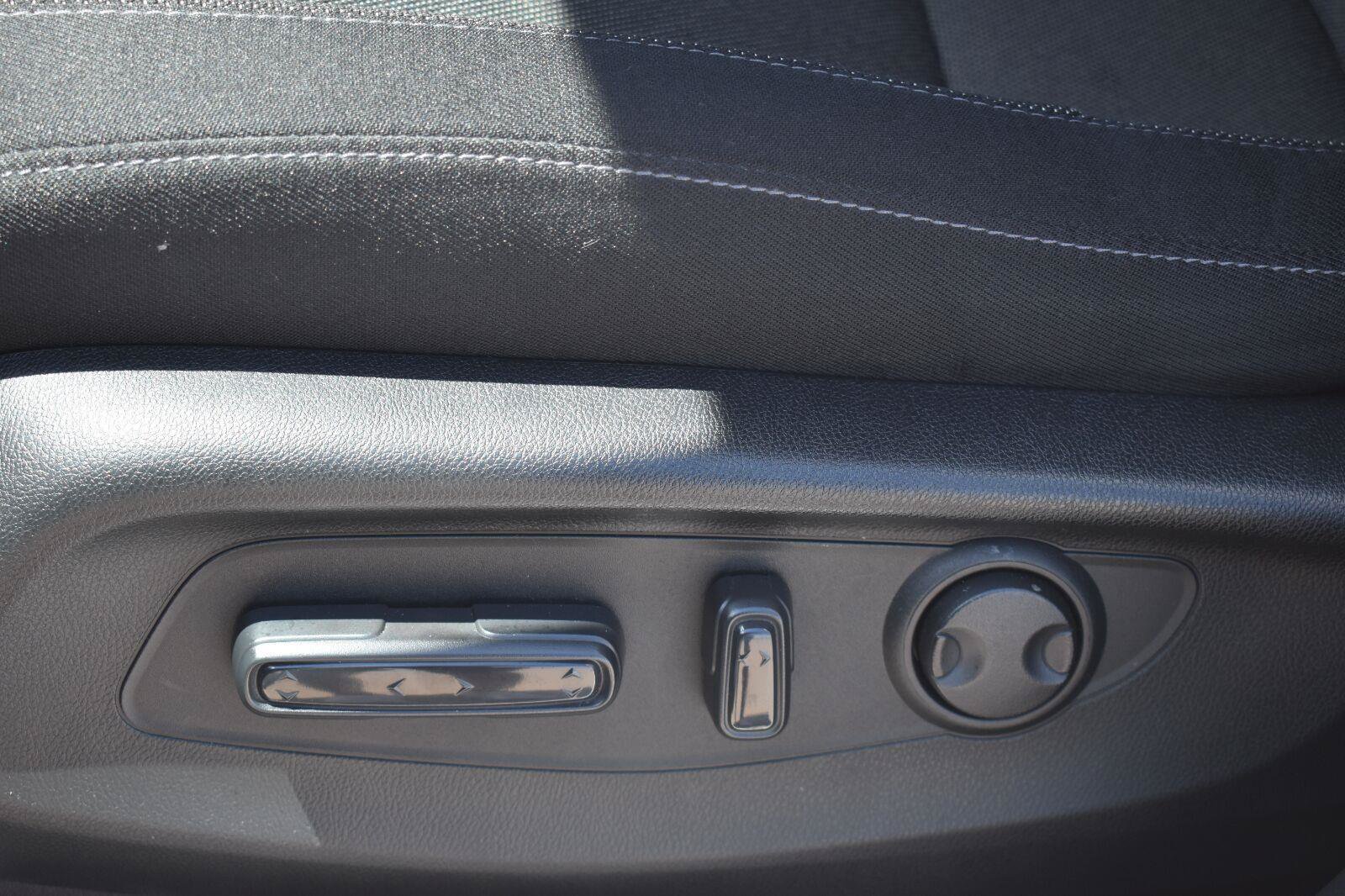 Used 2025 Honda CR-V EX image 24