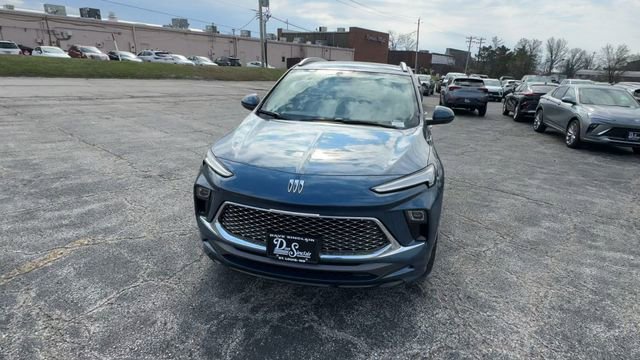New 2026 Buick Encore GX Avenir w/ Avenir Convenience Package image 3