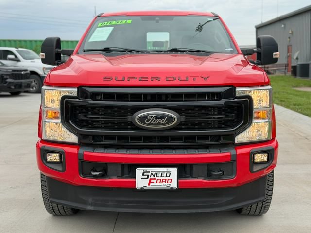 Used 2022 Ford F250 XLT w/ Black Appearance Package AWD/4WD image 2