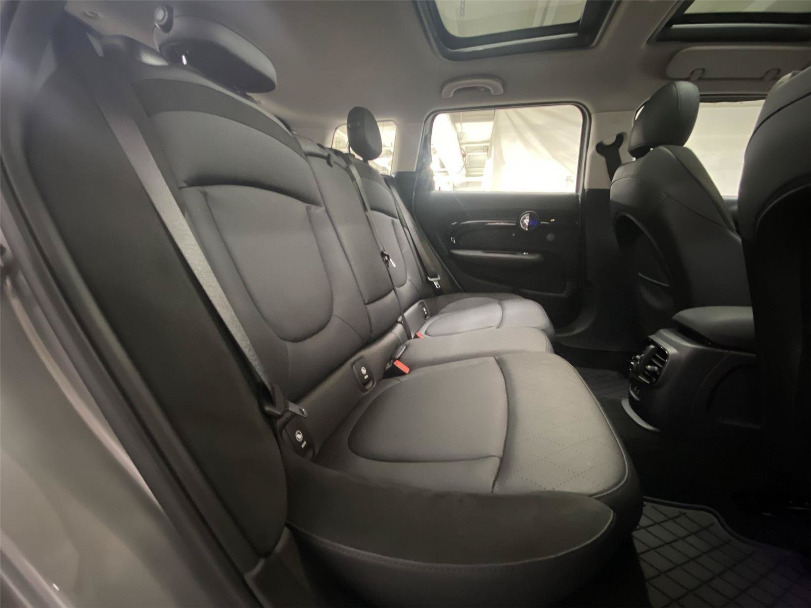 Certified 2023 MINI Cooper Clubman S AWD/4WD image 29