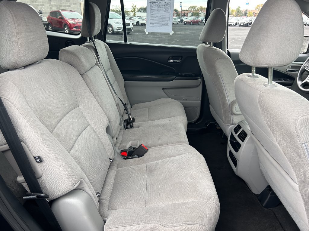 Used 2020 Honda Pilot LX image 30