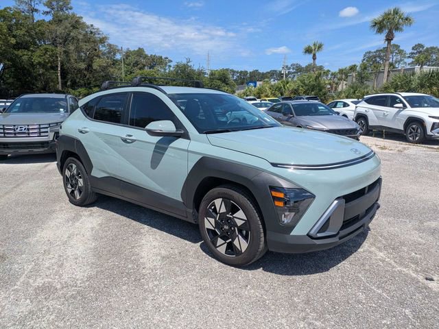 Used 2024 Hyundai Kona SEL w/ Convenience Package FWD image 1