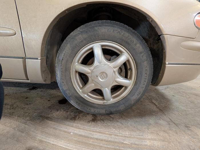 Used 2004 Buick Regal LS FWD image 19