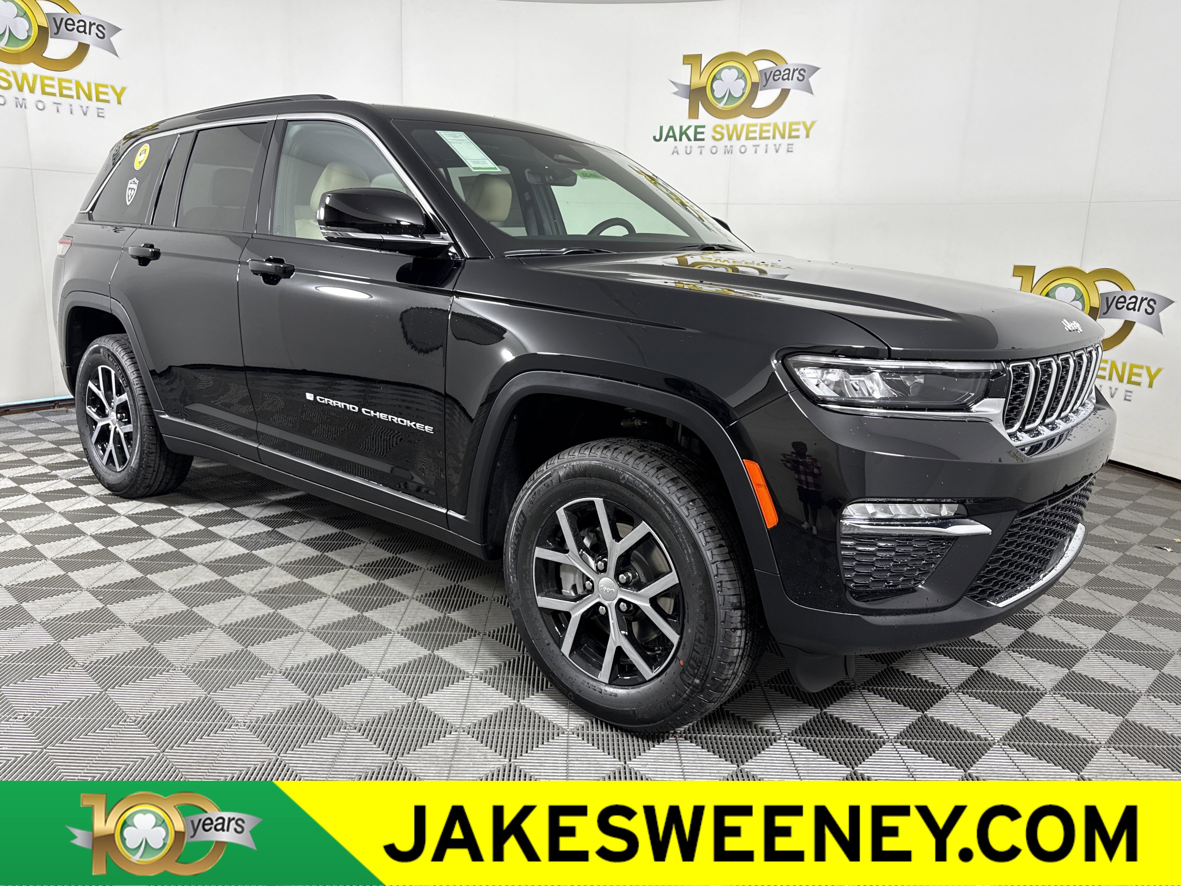 New 2025 Jeep Grand Cherokee Limited w/ Trailer Tow Package image 1