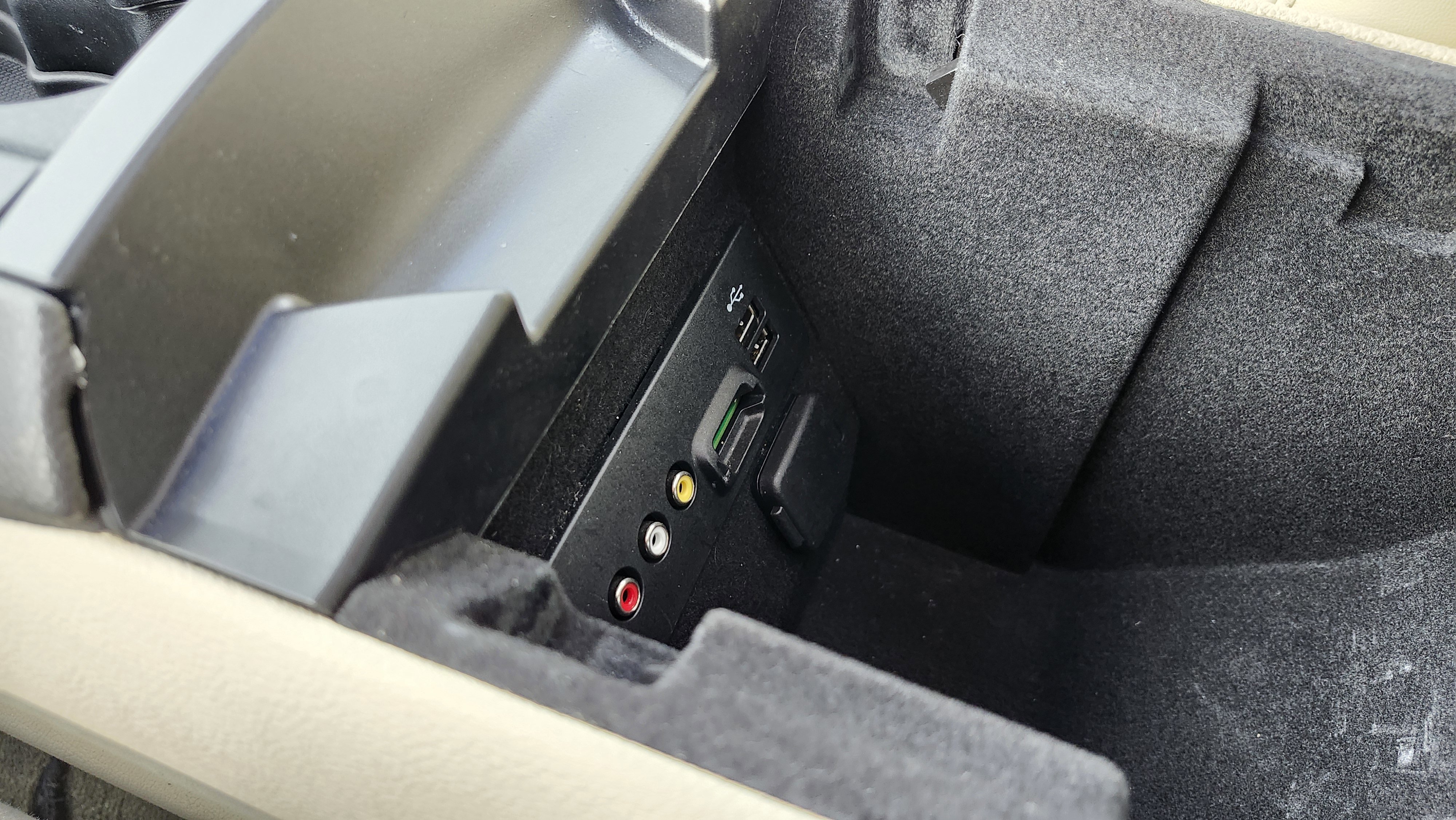 Used 2015 Lincoln MKZ w/ Equipment Group 101A Select image 10