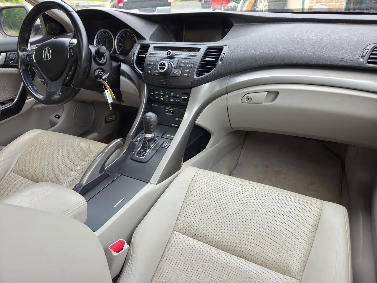 Used 2010 Acura TSX w/ Technology Package FWD image 27