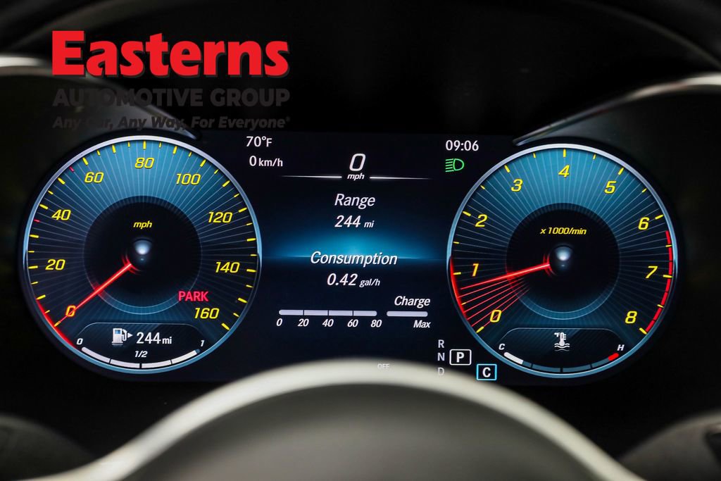 Used 2023 Mercedes-Benz GLC 300 4MATIC Coupe image 17