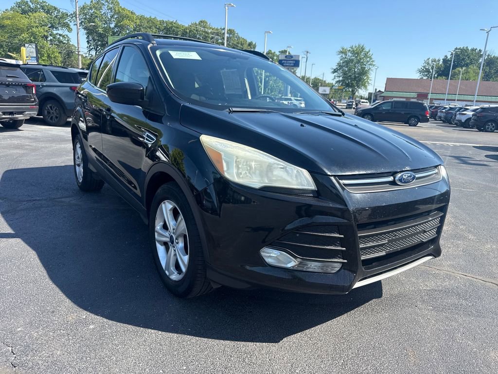 Used 2016 Ford Escape SE w/ Equipment Group 201A FWD image 4