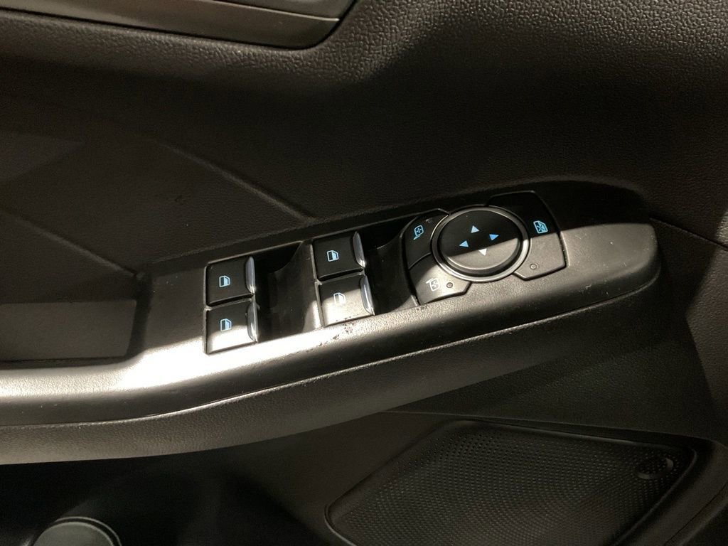 New 2026 Ford Escape SE w/ Class II Trailer Tow Package image 9